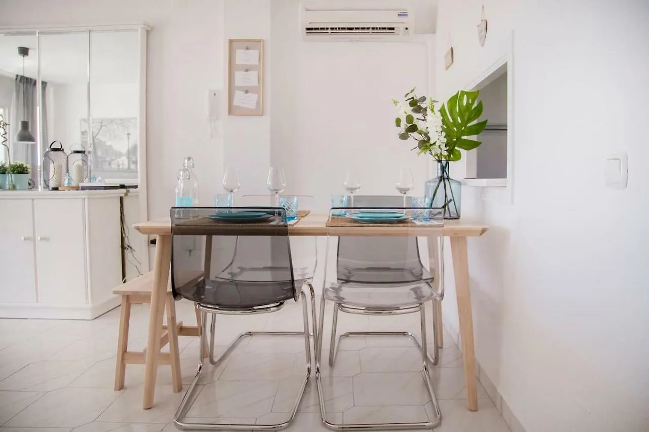 Cozy Apartment Benalmádena 0*,